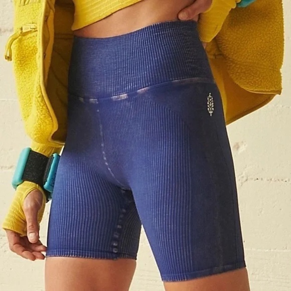 FP movement Happiness Runs Bike Shorts Sparkle Knit Blue